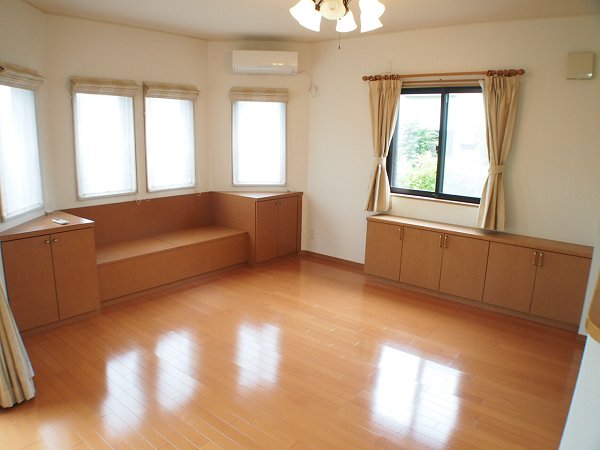 金田一般住宅 リビング