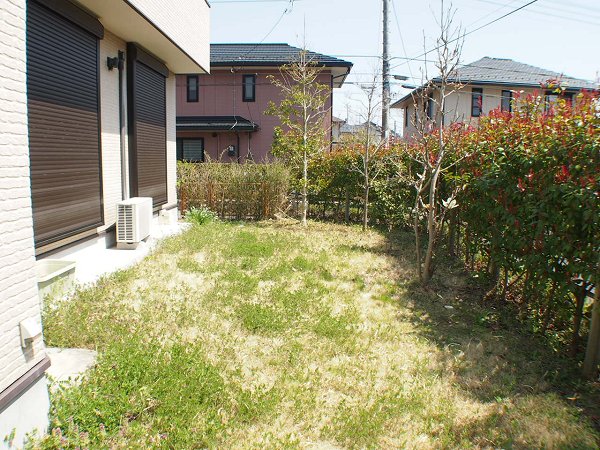 金田一般住宅 庭