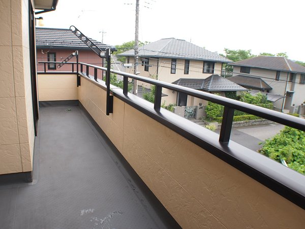 金田一般住宅 ベランダ