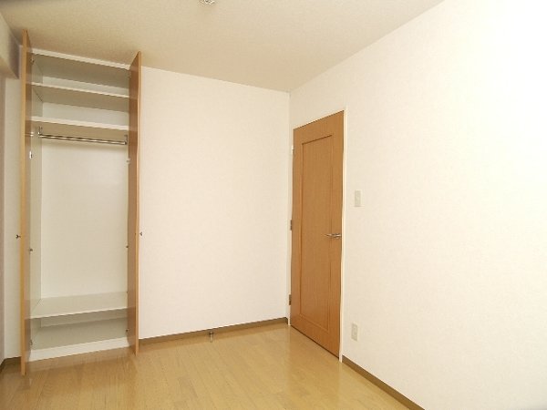 アバンサード元今泉 その他