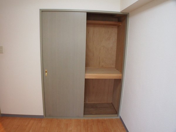 グランドハイツ今泉 収納