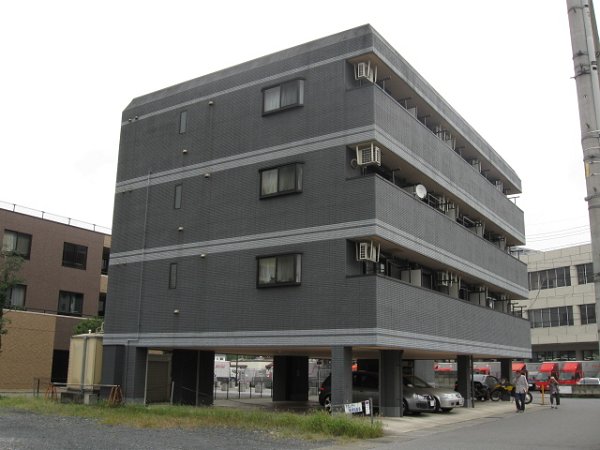アバンティ 外観