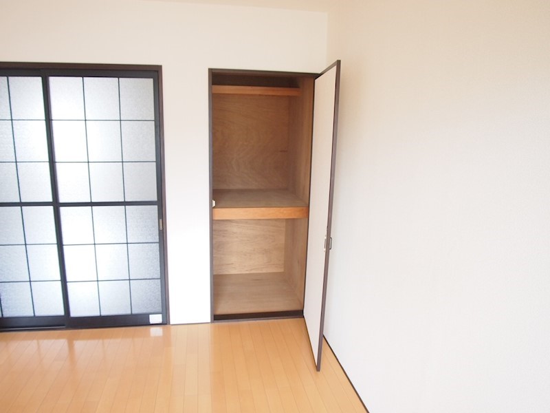 シャインハイツⅤ 収納