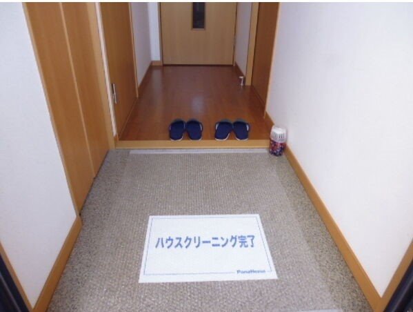 ヴィラージュ 玄関