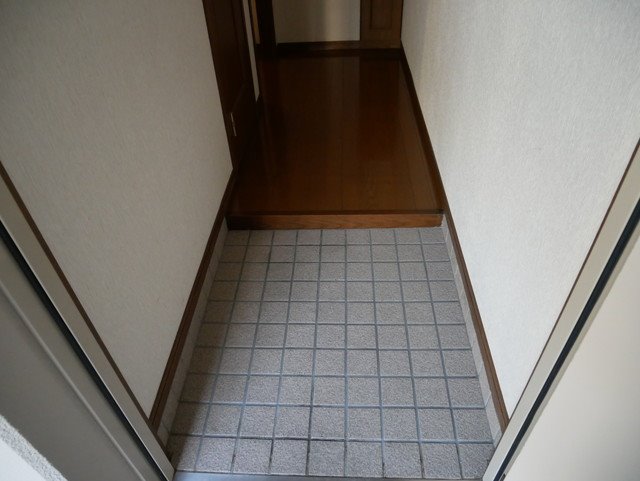 大野ハイツ２号館 玄関