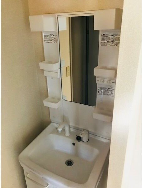 ハピネスＡ 洗面所