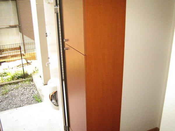クレセール 玄関