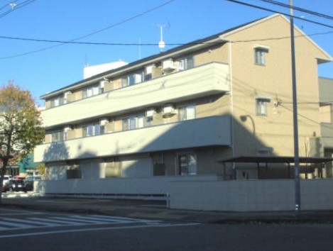 シャトード新 外観
