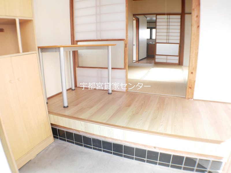 今泉町貸家 玄関