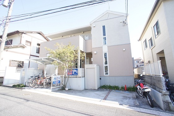 カスタニアン 101号室 外観