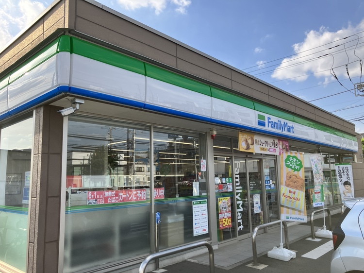 いずみビル コンビニ