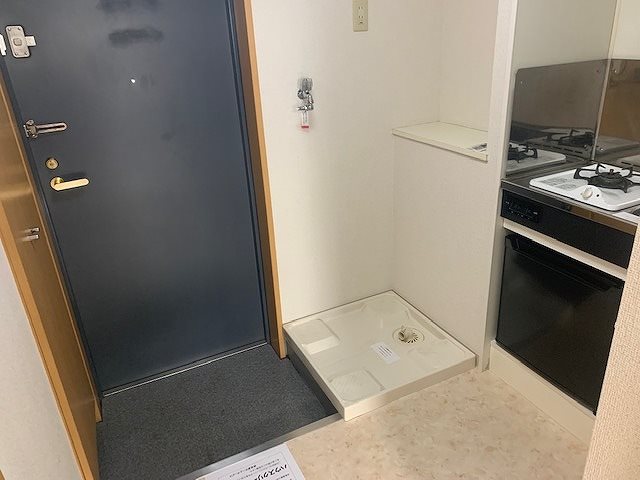 マテリアル府中 玄関
