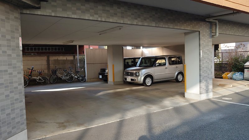 マテリアル府中 駐車場