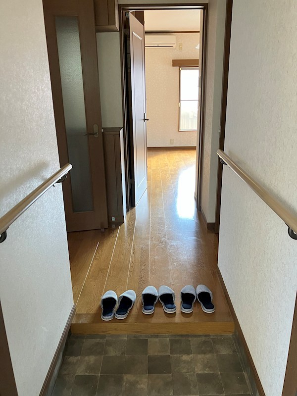 緑町戸建 玄関