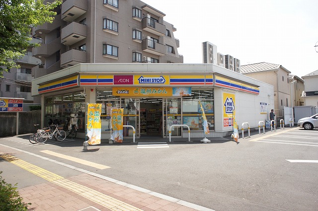 チッタ国立 コンビニ