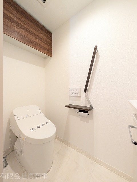 カーサ　レジオ国立 トイレ