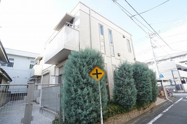 カルフール  外観
