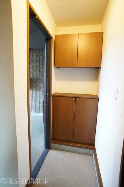 グリーンステージ  玄関