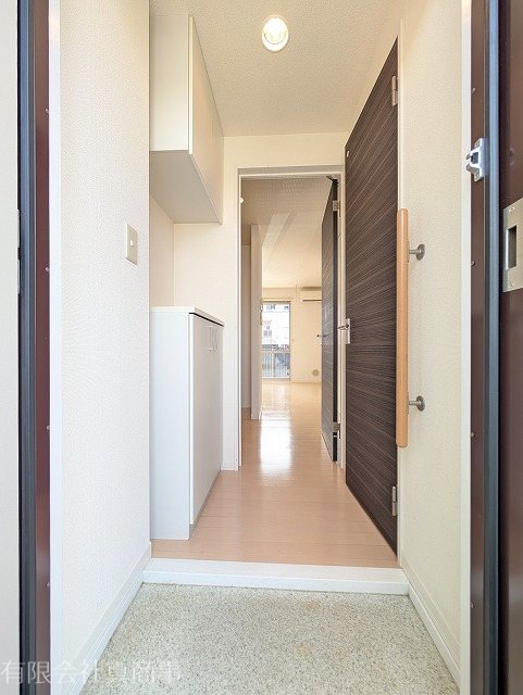 サンライズ (府中) 玄関