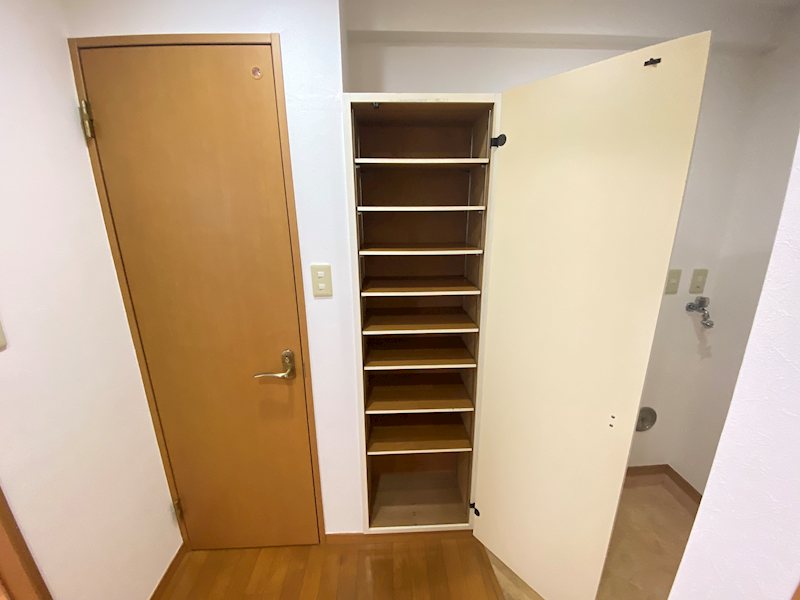 アーデル新浦安 収納