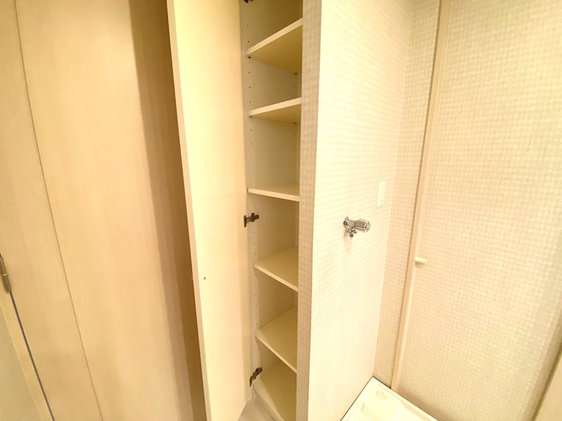 グランファースト新浦安A棟 収納