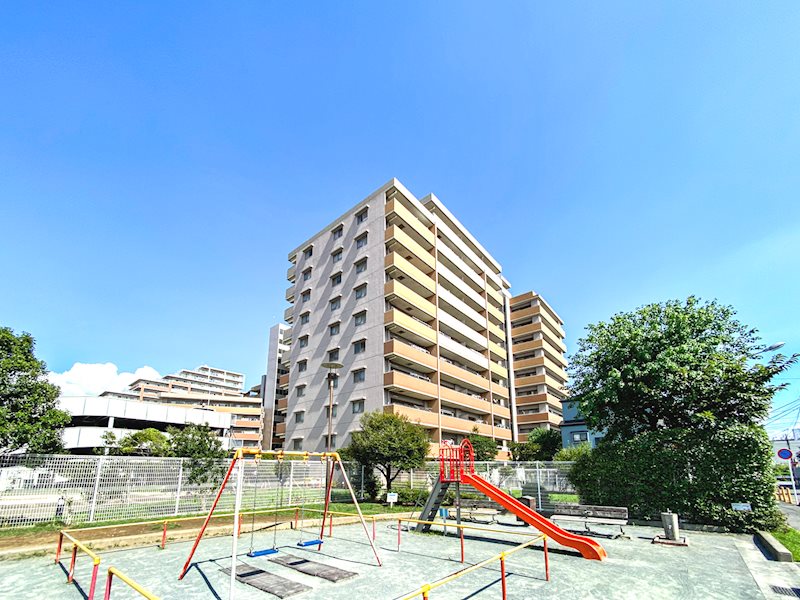 クレストフォルム新浦安グランデッツァ 外観