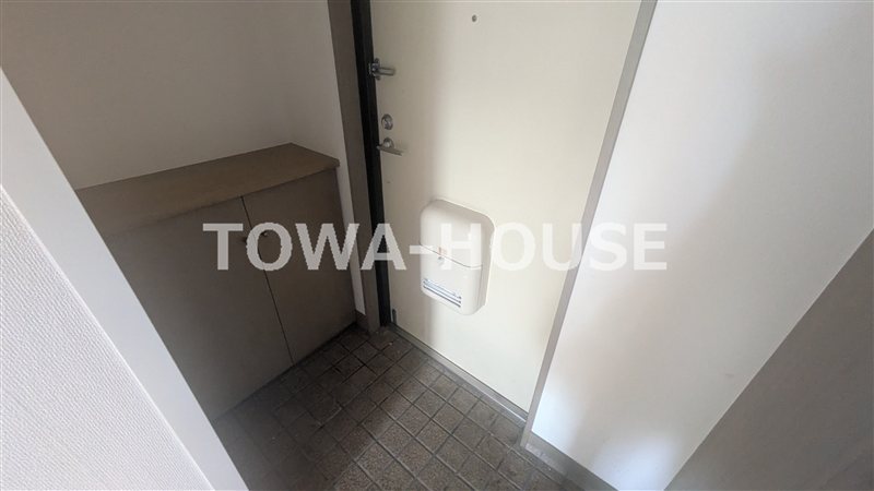 ビップロイヤル 玄関