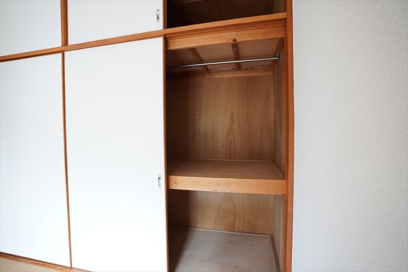 プレステージ深沢 収納
