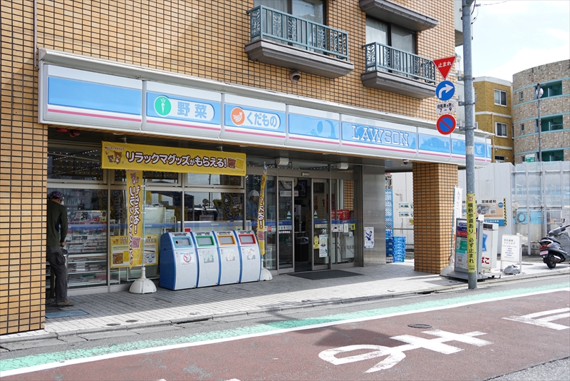ラカーサ代田 コンビニ