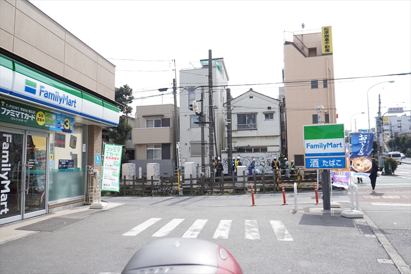 アベティーナ三軒茶屋 コンビニ