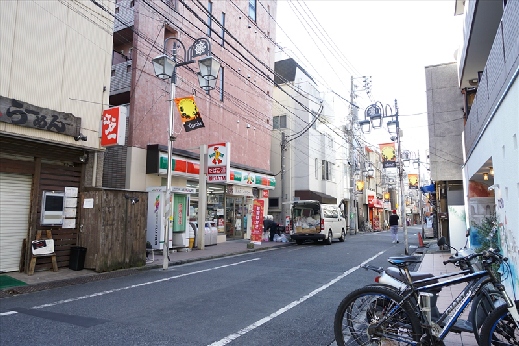 グリーンフラット初台 コンビニ