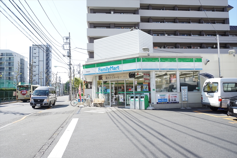 グリーンフラット初台 コンビニ