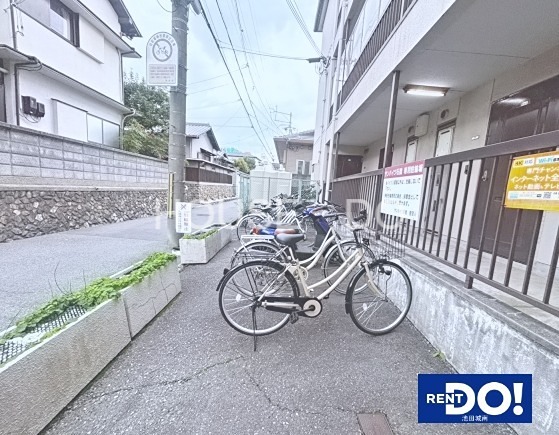サンハイツ石橋 駐車場