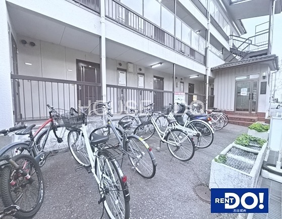 サンハイツ石橋 駐車場