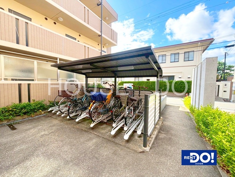 アルデール満寿美町 駐車場