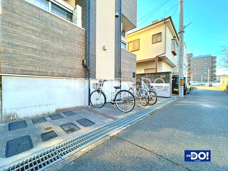 IMPERIAL RESIDENCE 八王寺 駐車場