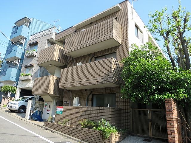 パーシモンコート 102号室 外観