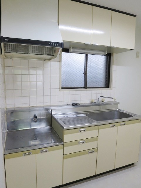 パーシモンコート キッチン