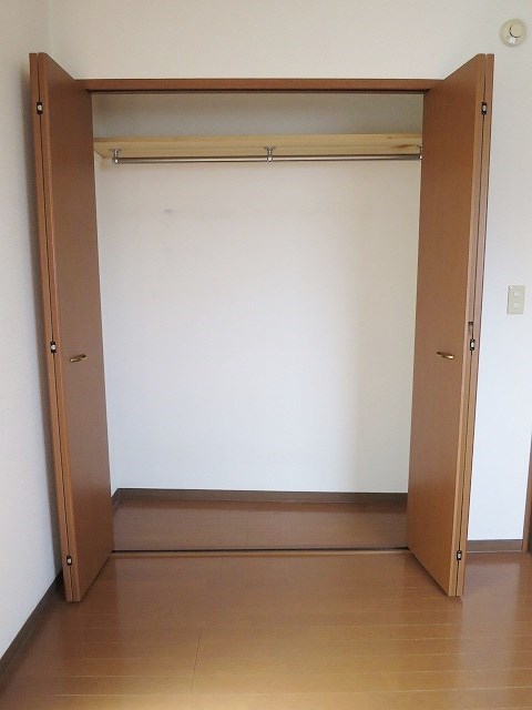 ＥＮＩＫＥＳ ベッドルーム