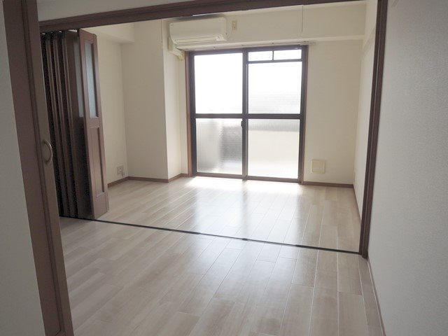 ジ・エレガンス 玄関