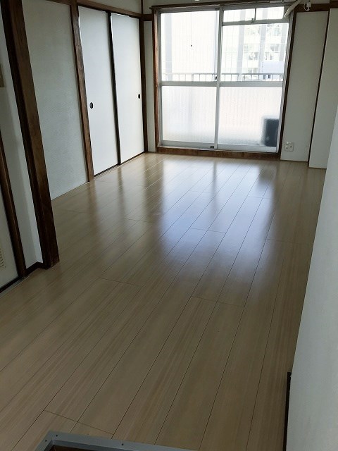シャトレ監物 リビング