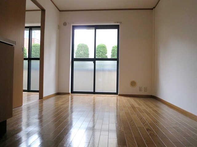 コンポート学大前 玄関