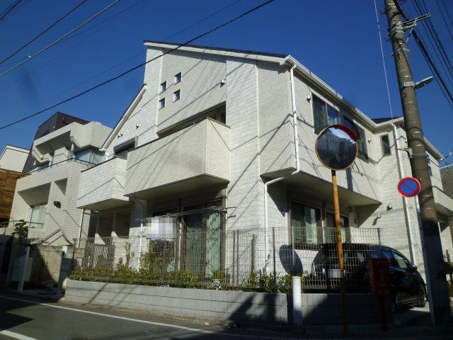 SOPHIA 五本木 1号室 外観