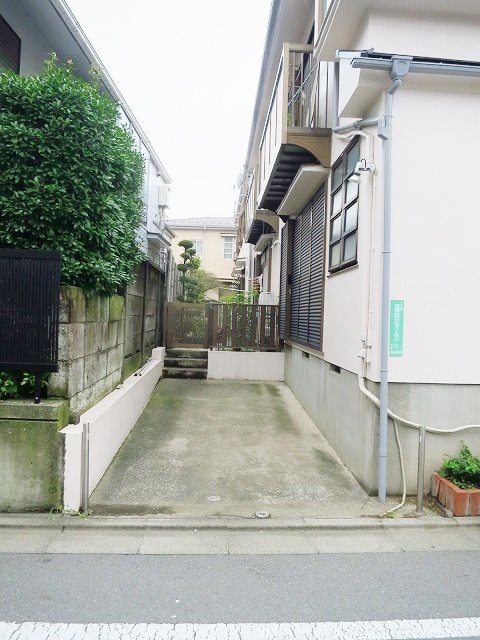リリィハウス P-1号室 外観