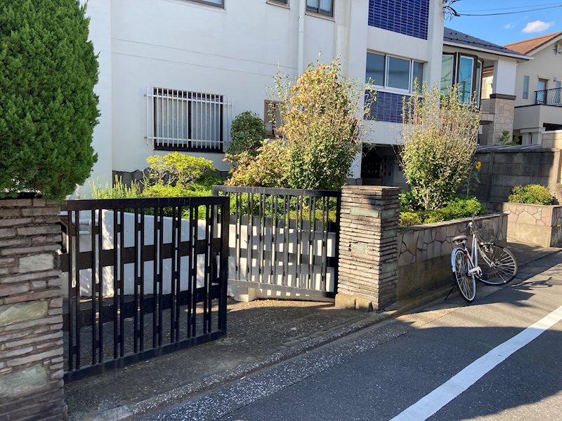 学芸コーポ駐車場 外観
