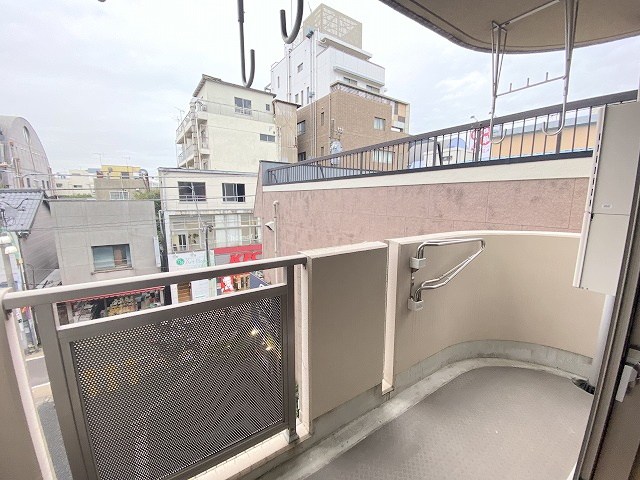 グランデ学芸大 ベランダ