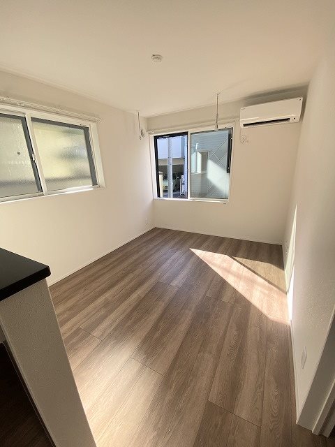 Alivioカワフク 玄関