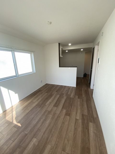 Alivioカワフク 玄関