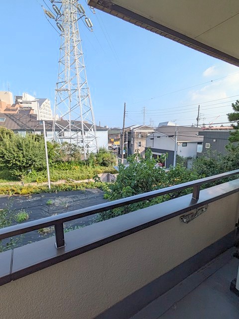 クレセントハウス ベランダ