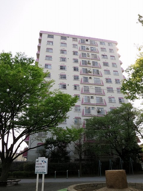柿の木坂東豊エステート 302号室 外観